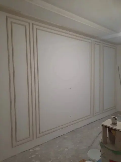 Стена с двойными рамками