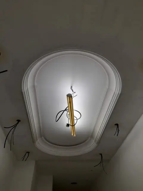 Фигурный кессон с подсветкой